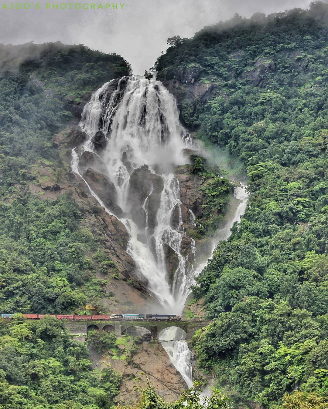 doodhsagar waterfalls 