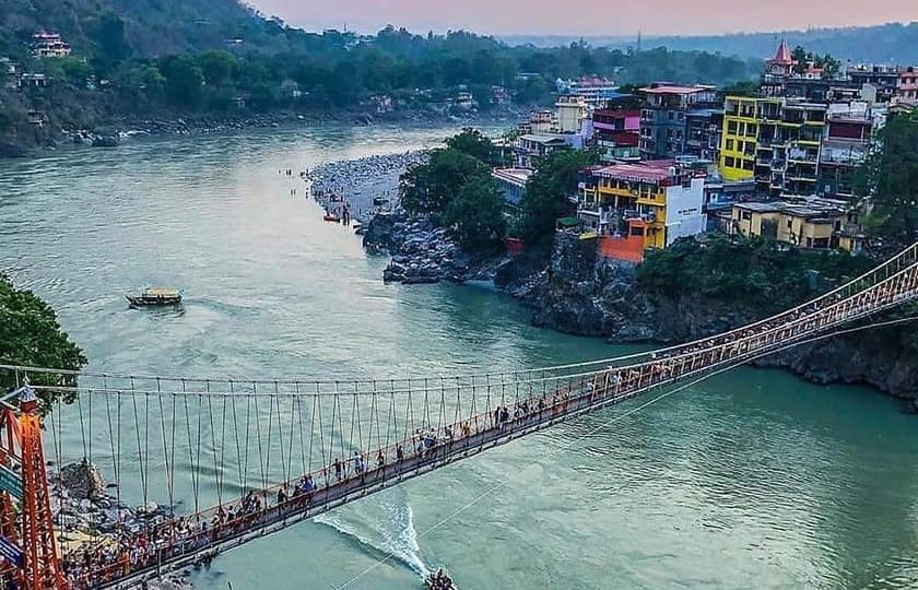 Things to Carry: Travelling to Rishikesh in March 2022 | On His Own Trip