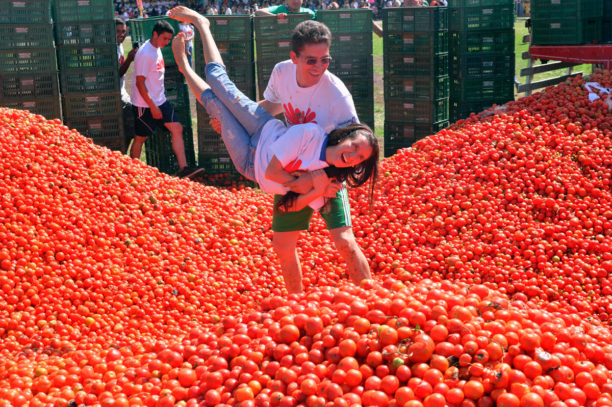 celebrating tomatina festival 