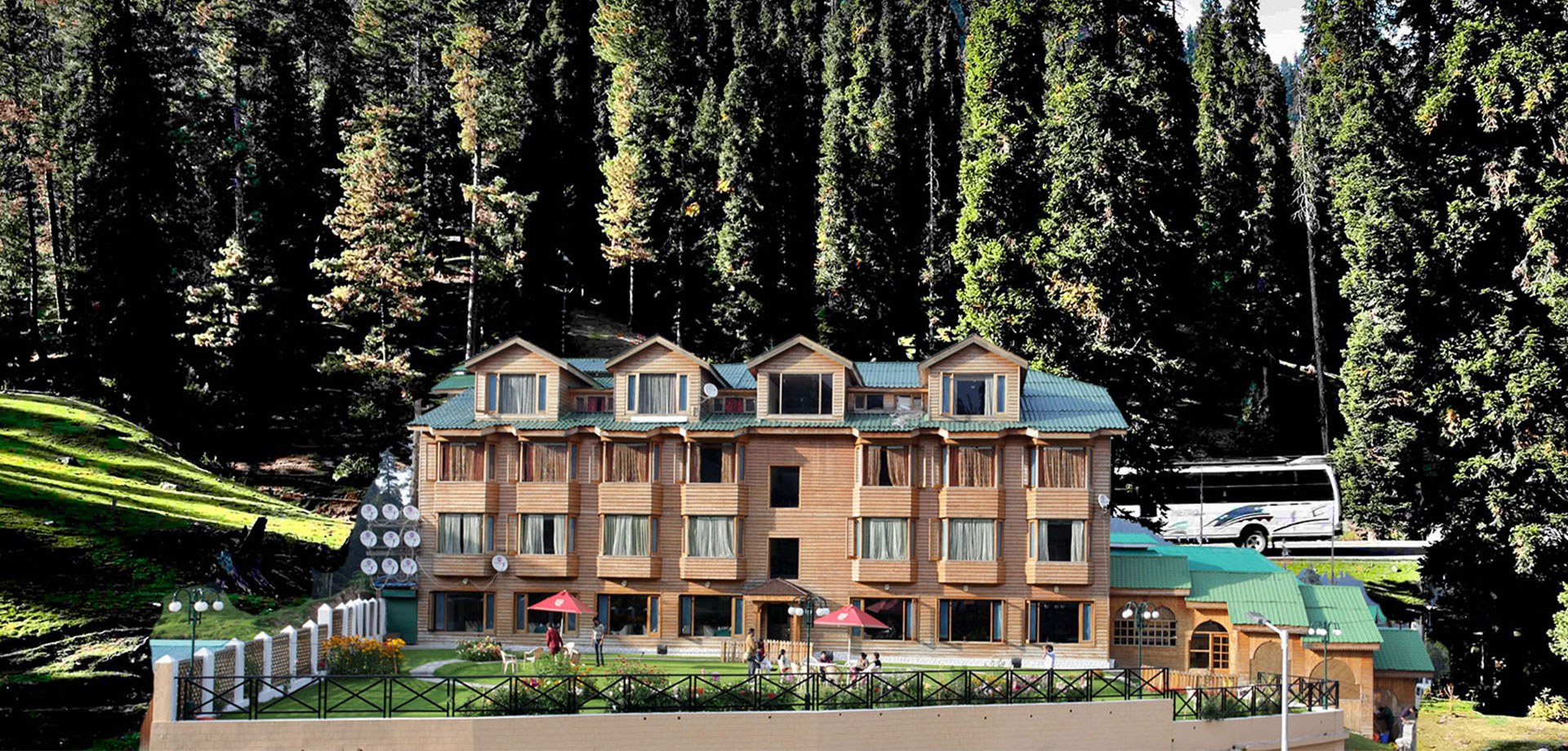 Grand Mumtaz Resorts