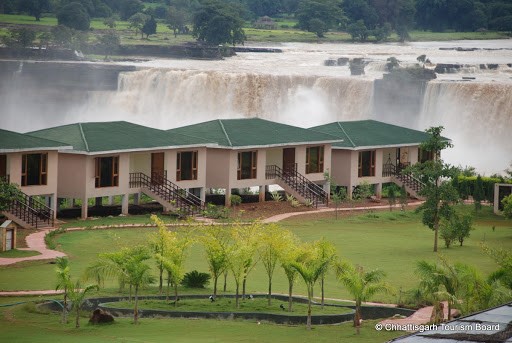 4)Dandami Luxury Resort, Chitrakoot Falls