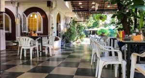 One of the best cafe in North Goa - CAFÉ CHOCOLATTI ( 409A, Fort Aguada Rd, Candolim, Bardez ) 